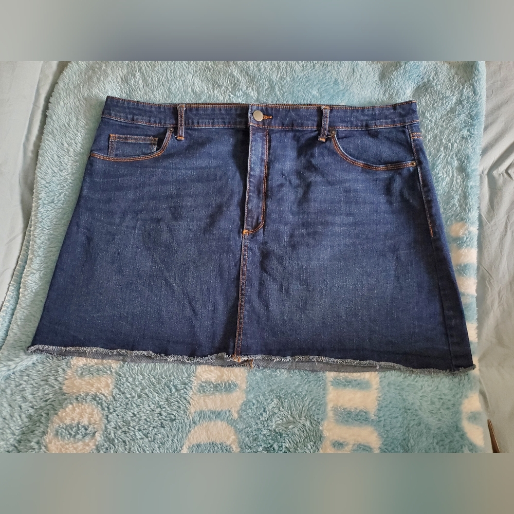 Universal Thread Plus Size Denim Midi Skirt